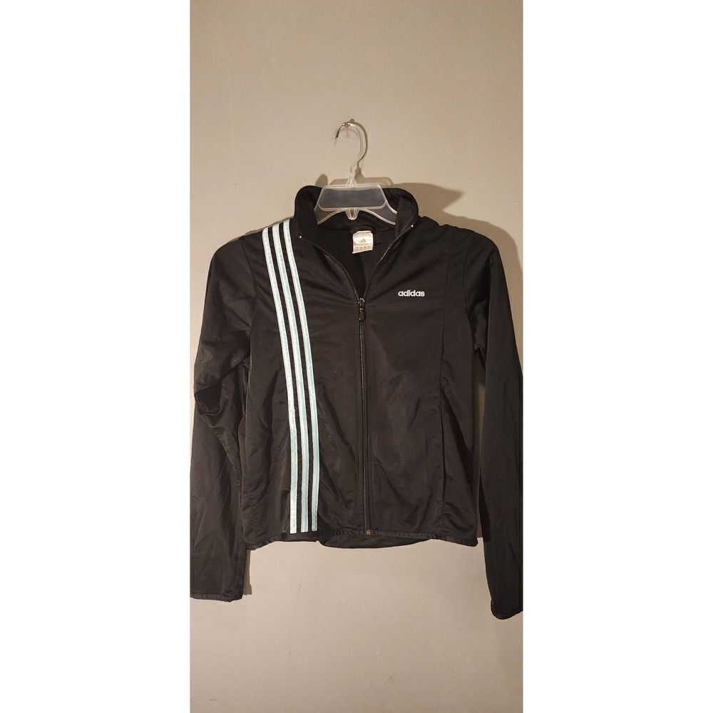 Adidas 2pc Short Set - Picture 2 of 5